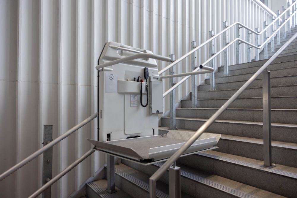 Elevator lift in a concrete stairwell